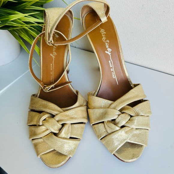 Miss Sixty | Leather Gold Sandals - Picture 10 of 16